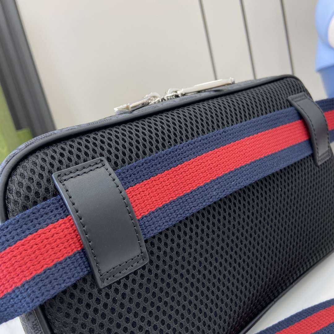 G*u*i gg belt bag with zip pocket