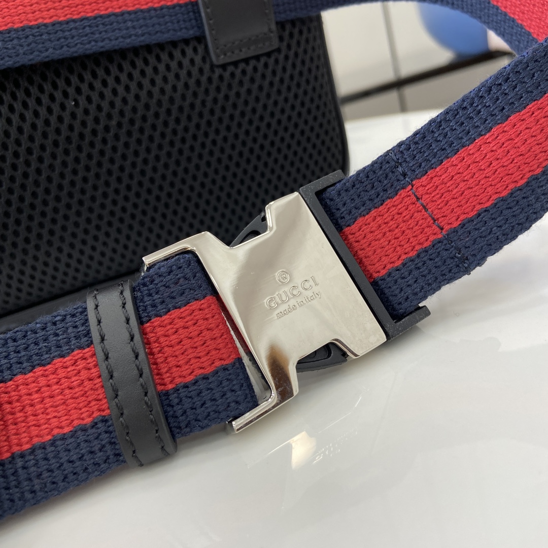 G*u*i gg belt bag with zip pocket
