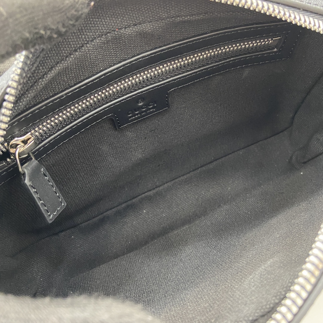 G*u*i gg belt bag with zip pocket