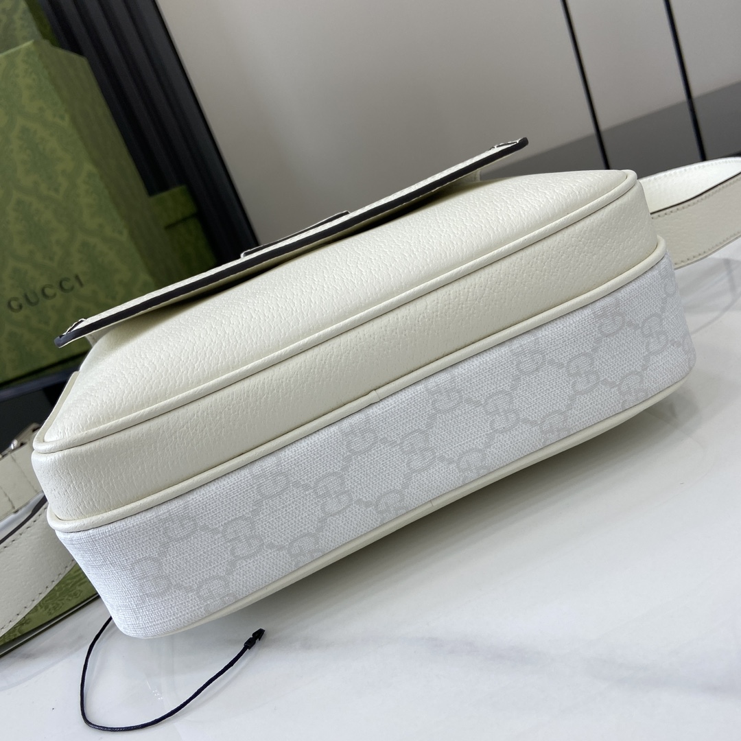 G*u*i small gg crossbody bag with tag