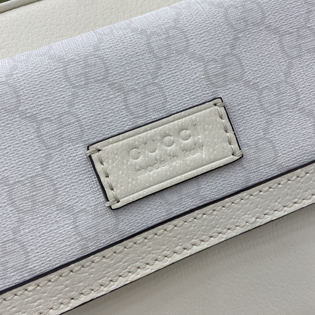 G*u*i small gg crossbody bag with tag