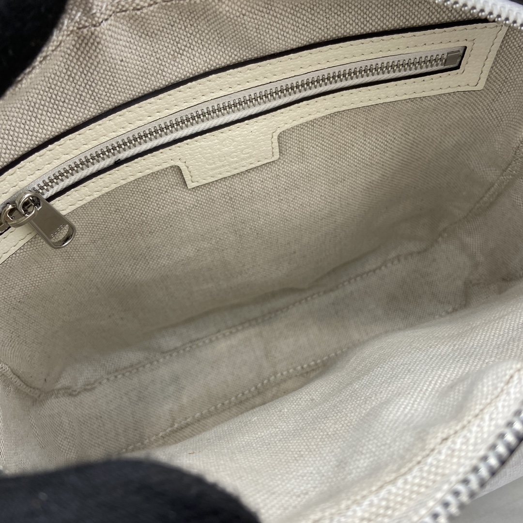 G*u*i small gg crossbody bag with tag