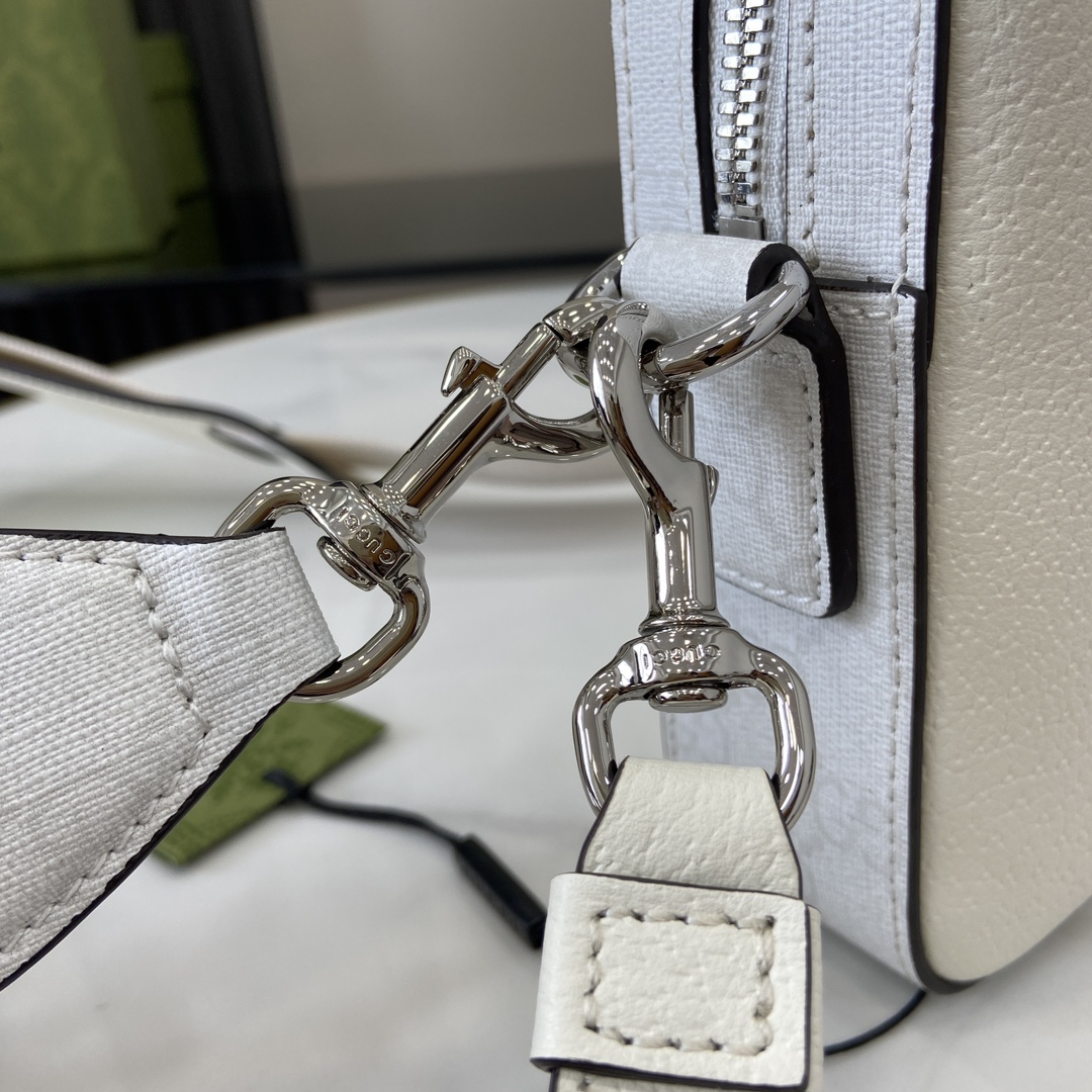 G*u*i small gg crossbody bag with tag