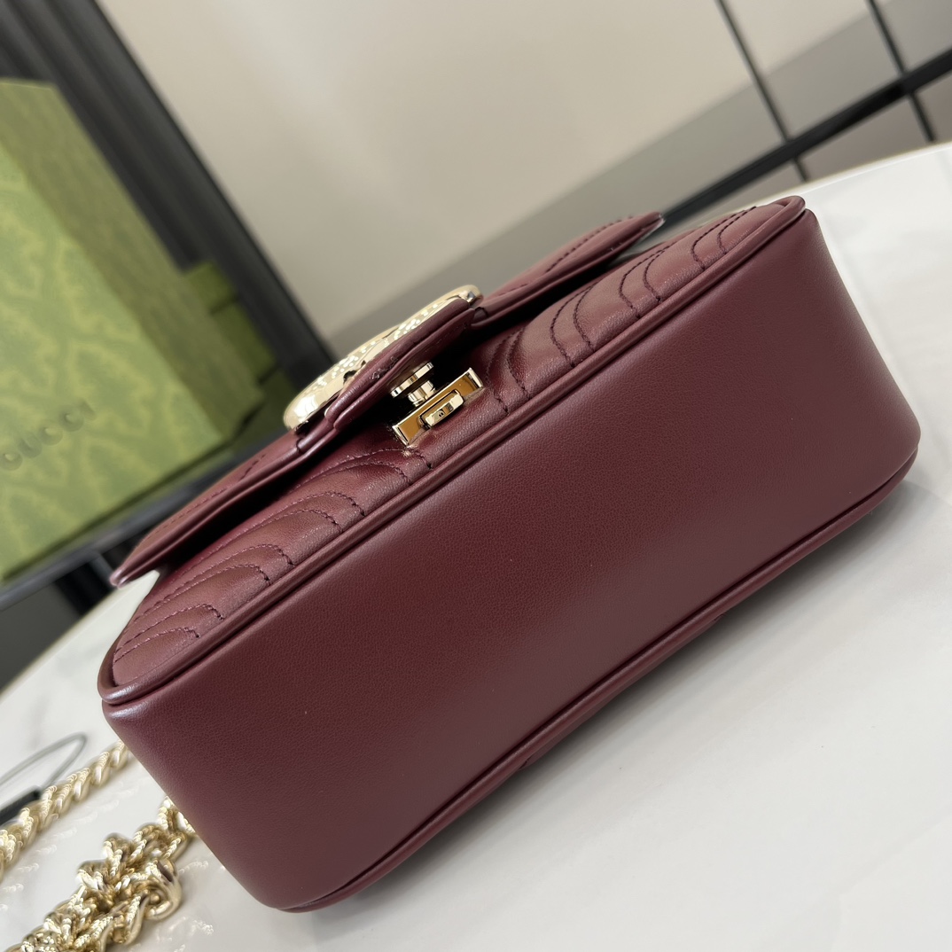 G*u*i gg marmont mini top handle bag