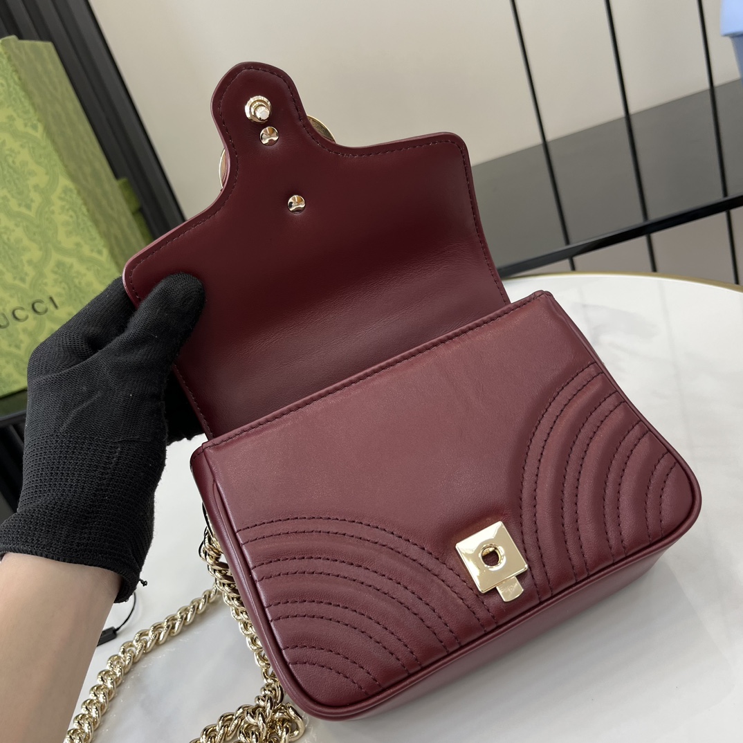 G*u*i gg marmont mini top handle bag