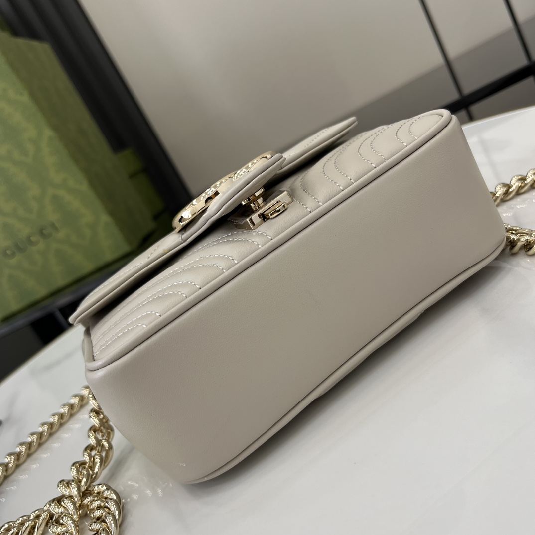 G*u*i gg marmont mini top handle bag