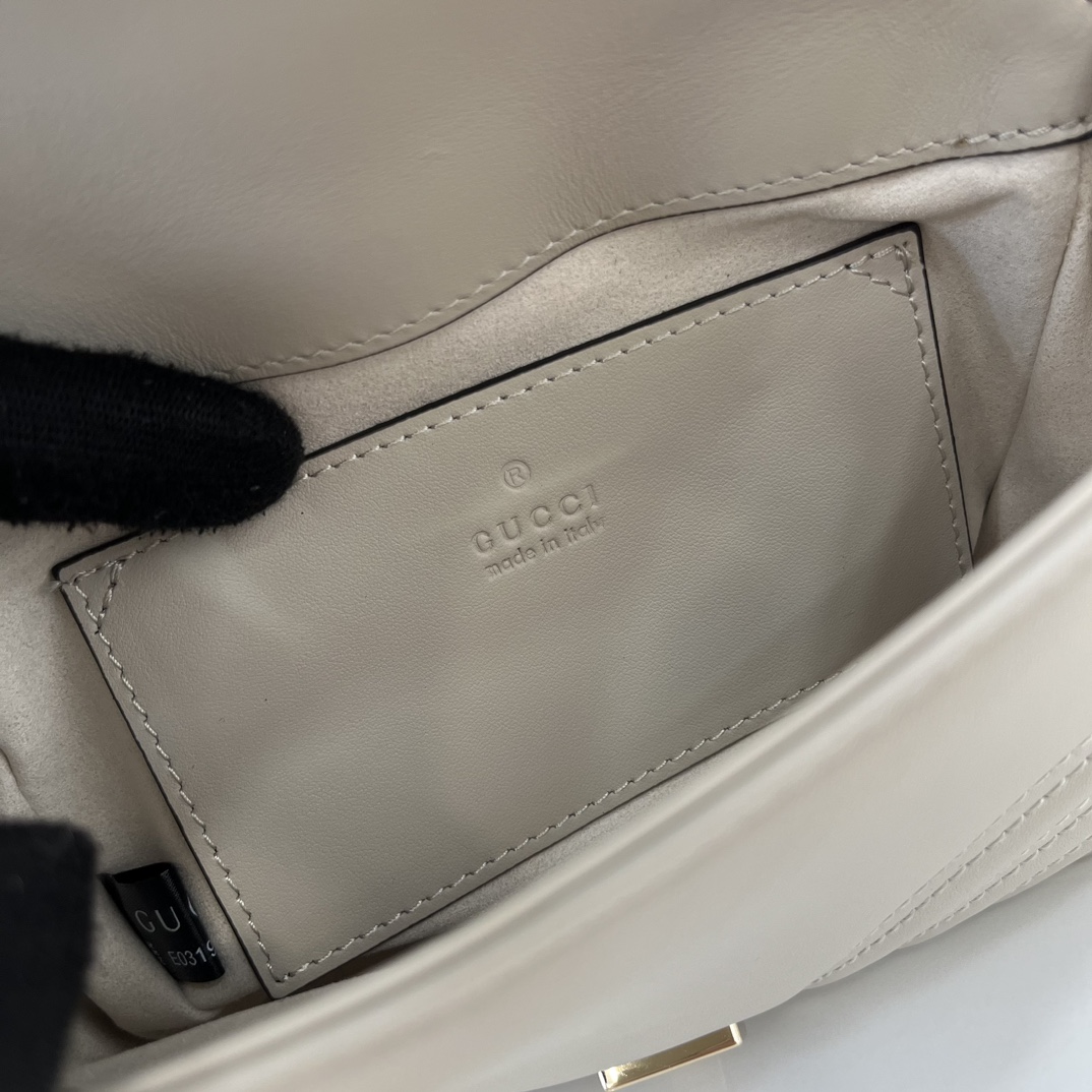 G*u*i gg marmont mini top handle bag