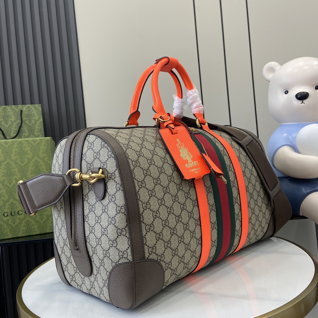 G*u*i savoy small duffle bag