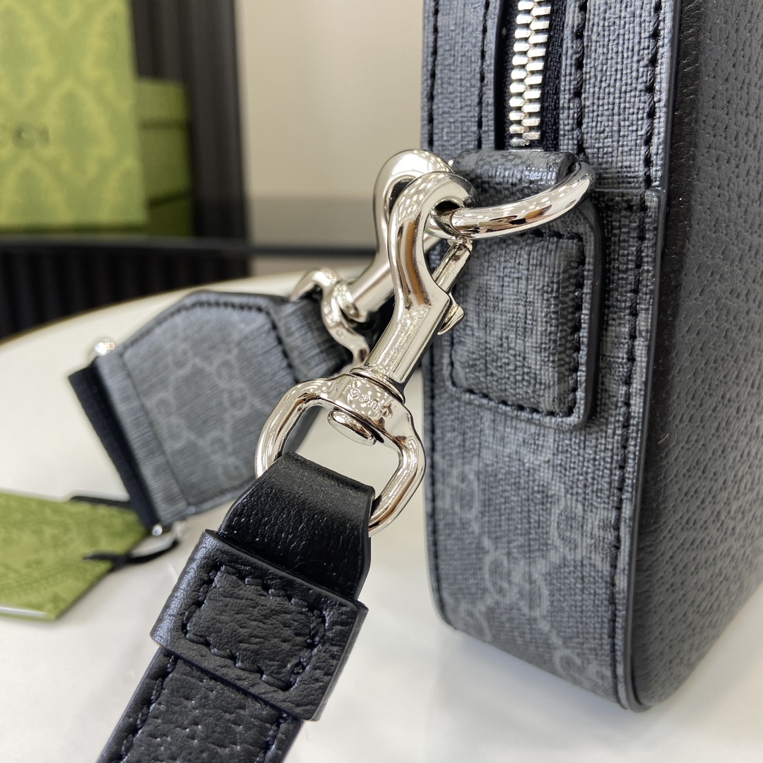 G*u*i small gg crossbody bag with tag