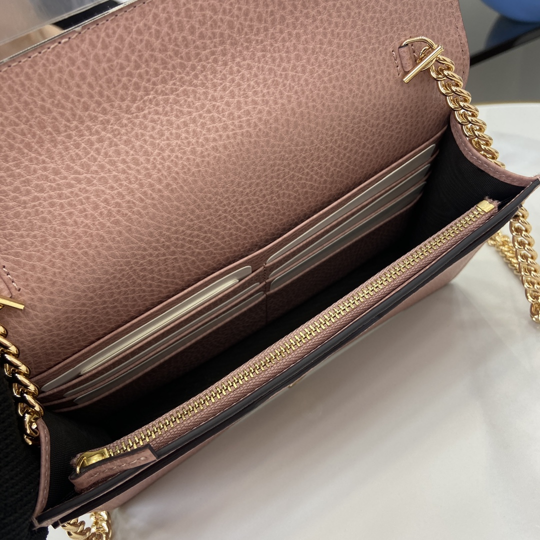 G*u*i gg marmont leather mini chain bag