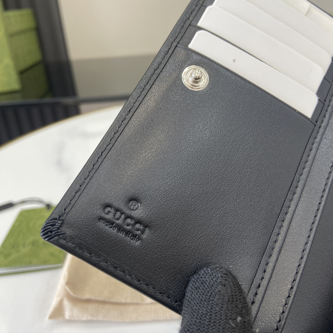 G*u*i gg marmont wallet