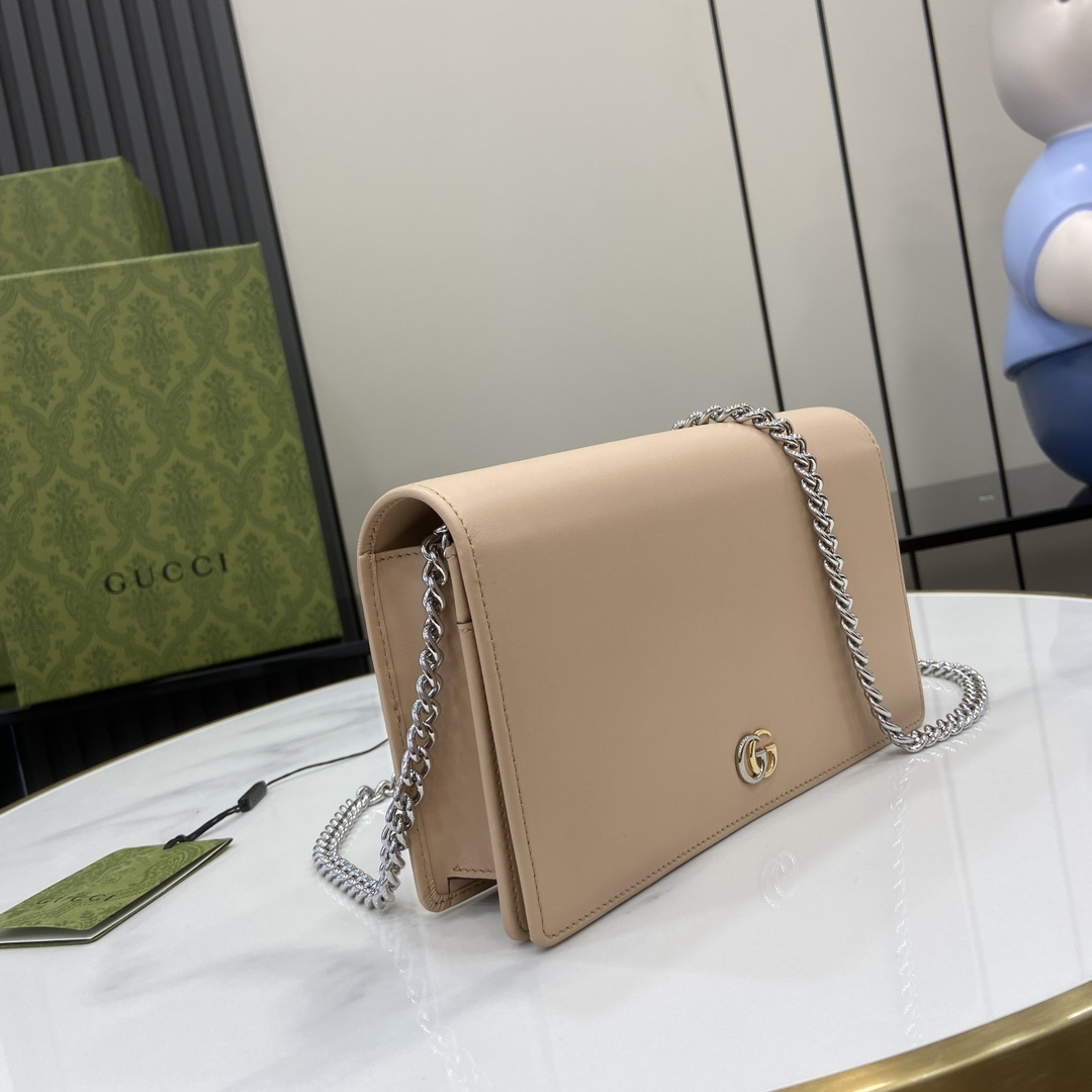 G*u*i gg marmont chain wallet