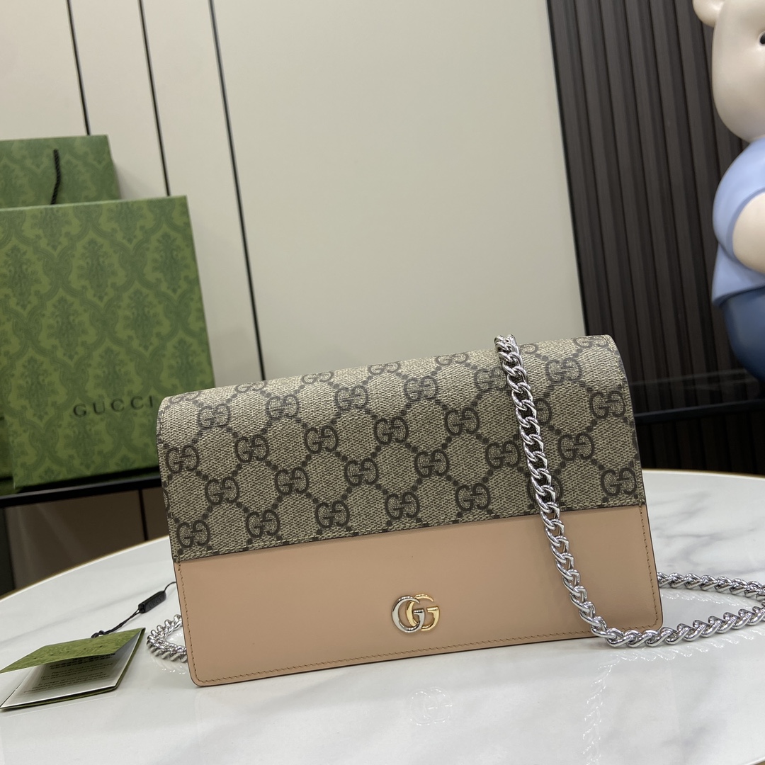 G*u*i gg marmont chain wallet