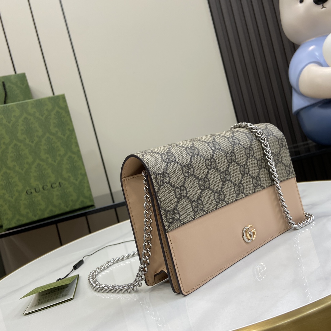 G*u*i gg marmont chain wallet