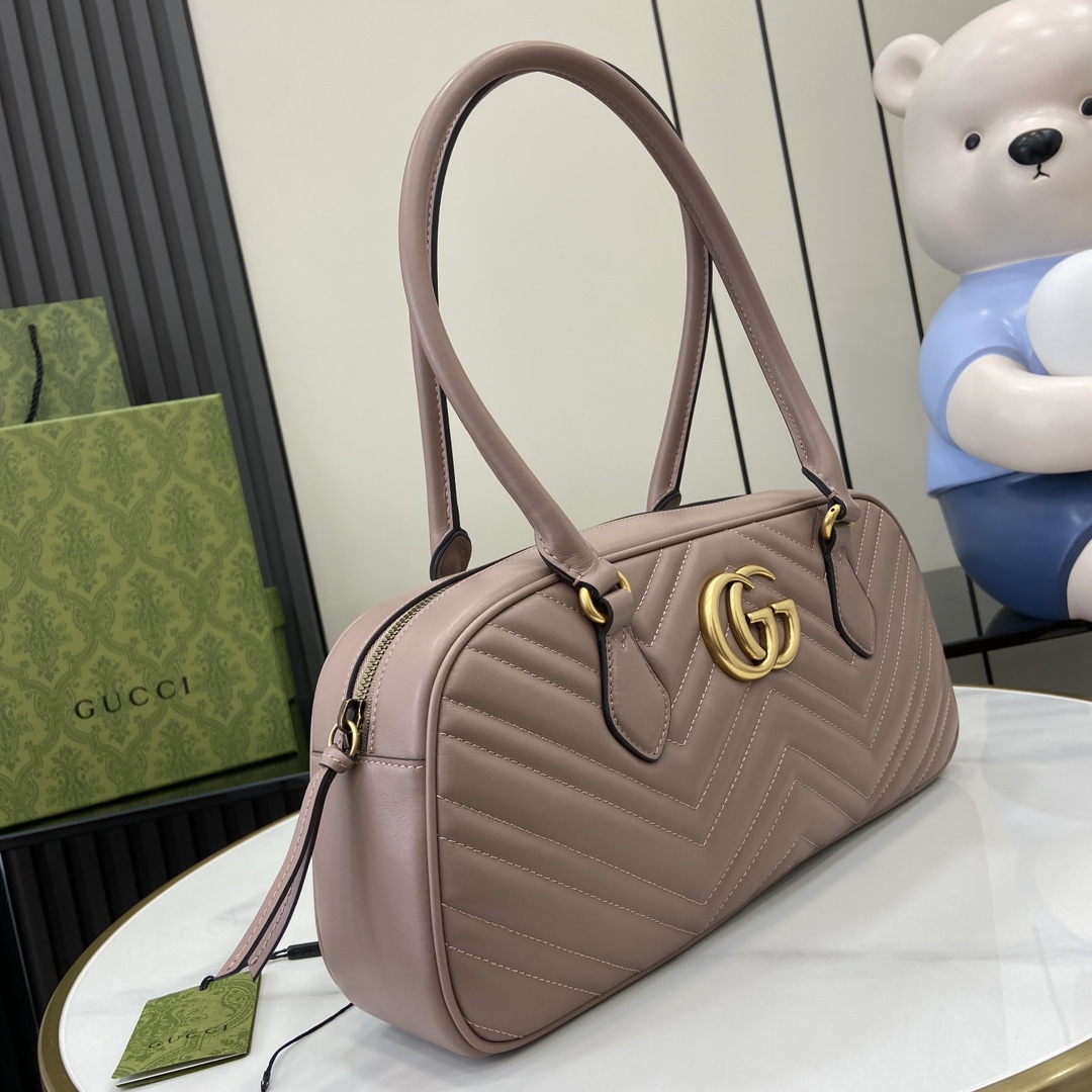 G*u*i gg marmont medium top handle bag