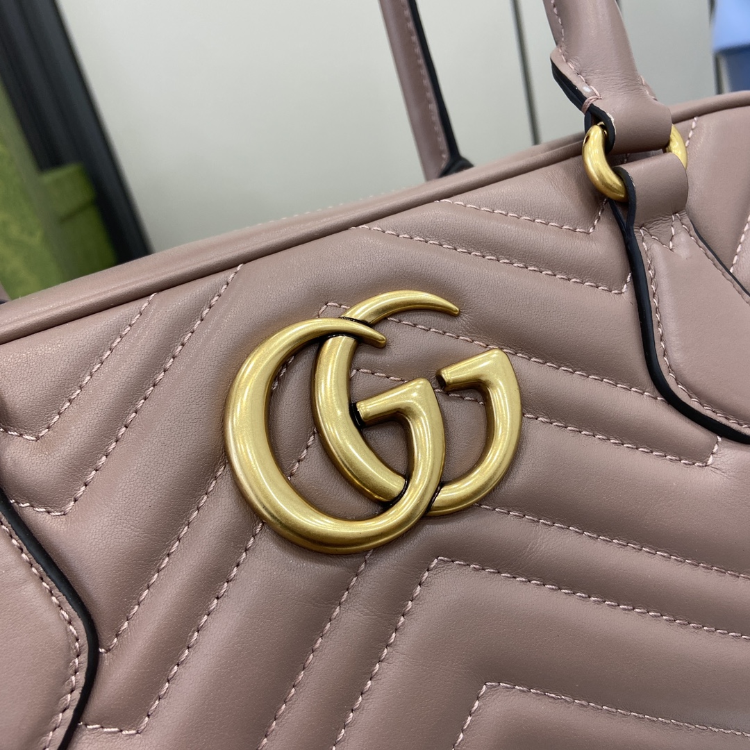 G*u*i gg marmont medium top handle bag