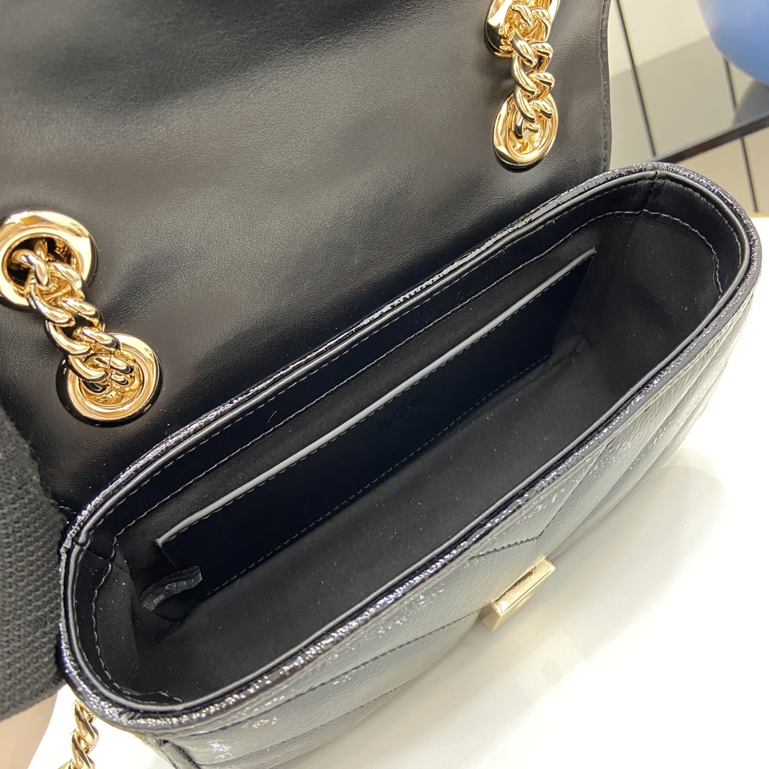 G*u*i gg marmont mini shoulder bag