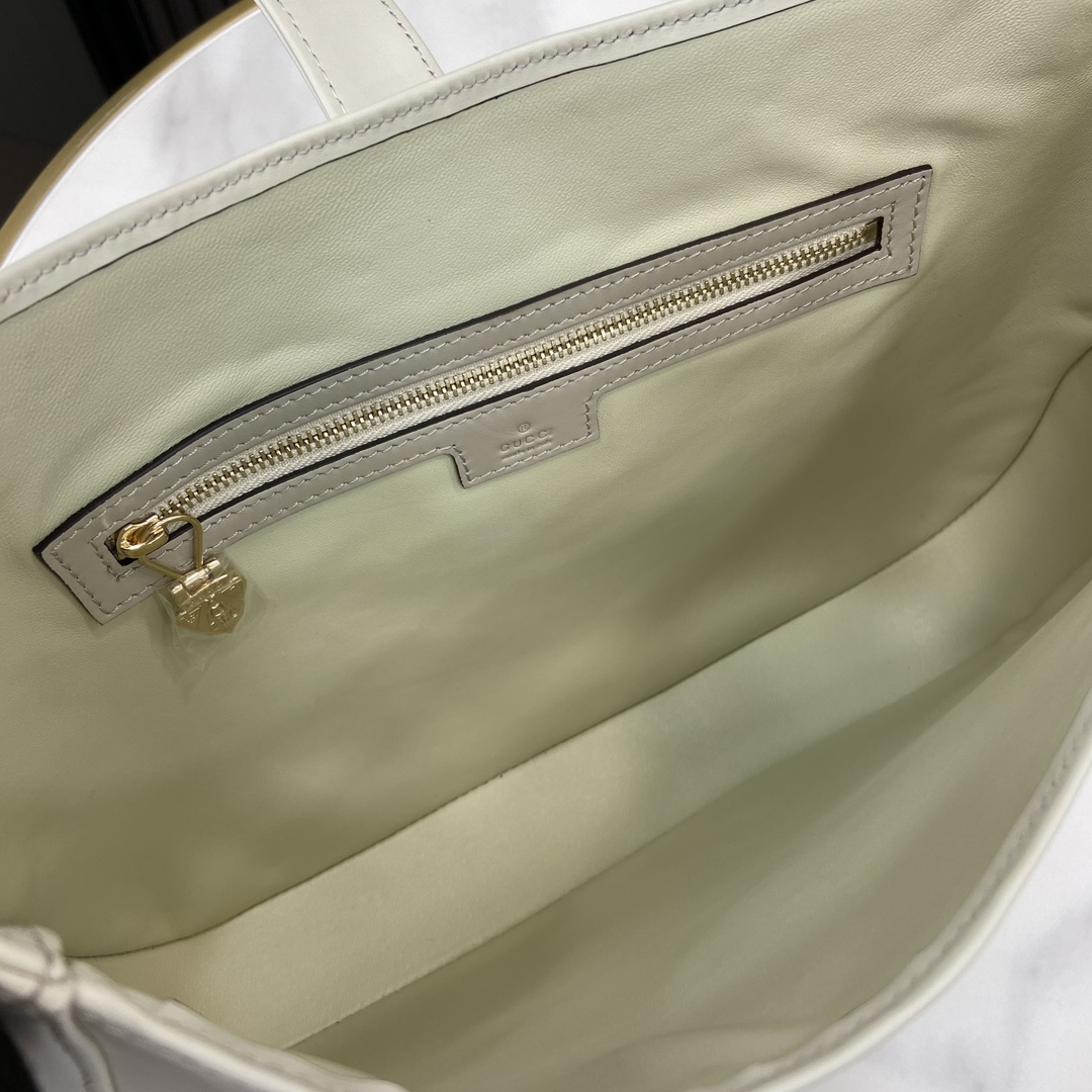 G*u*i G*u*i jackie medium shoulder bag