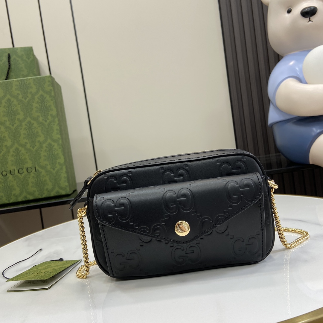 g*u*i gg S*per mini shoulder bag