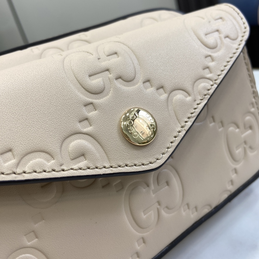 g*u*i gg S*per mini shoulder bag