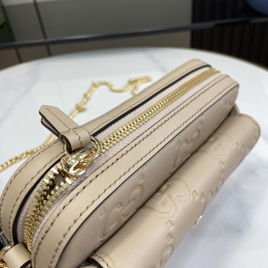 g*u*i gg S*per mini shoulder bag