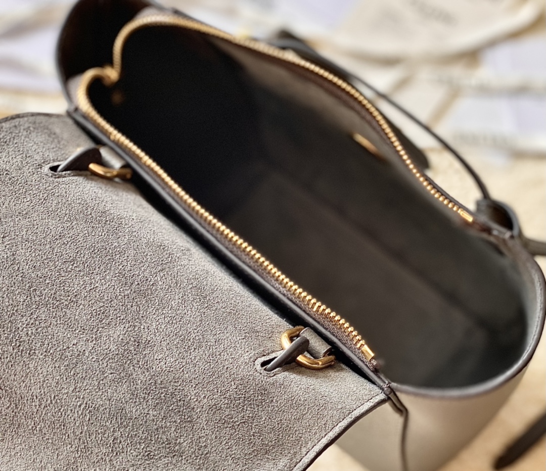 Ce**e belt bag