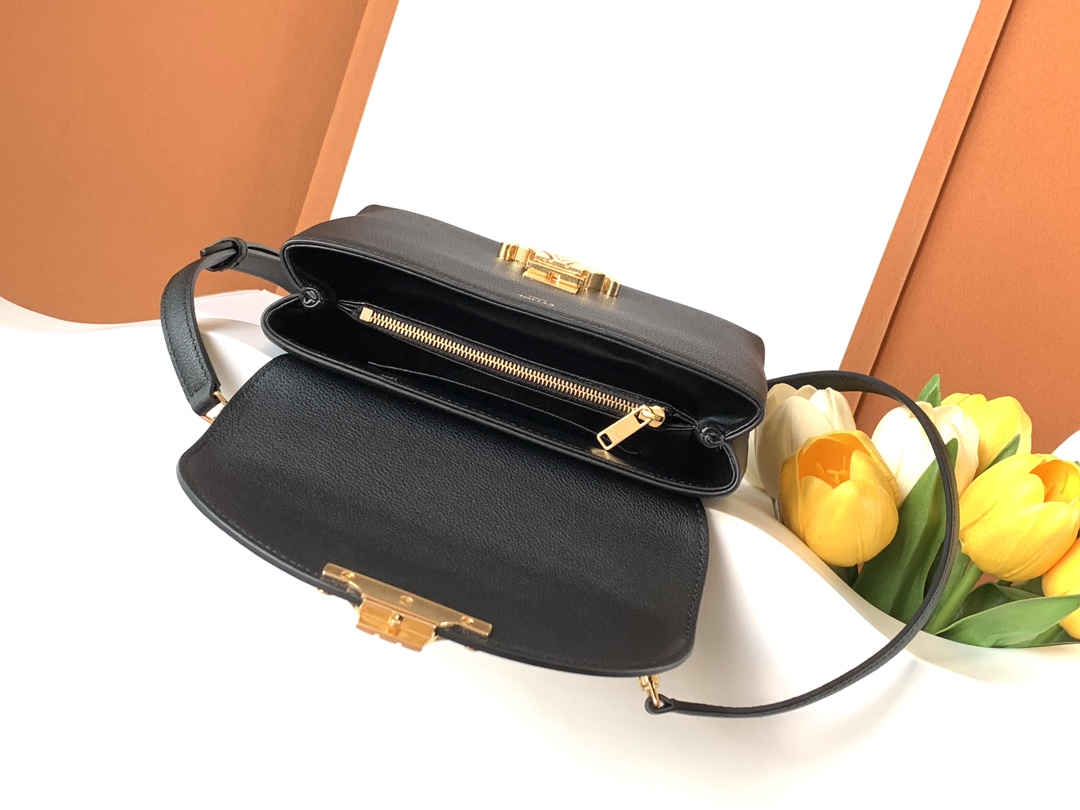 Ce**e teen nino bag in triomphe canvas
