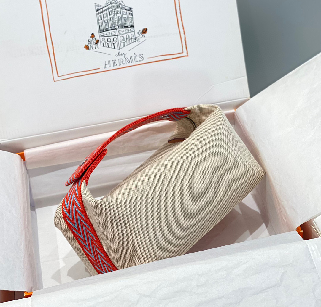 H**mes bride-a-brac case