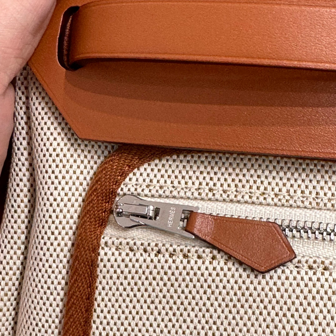 H**mes herbag