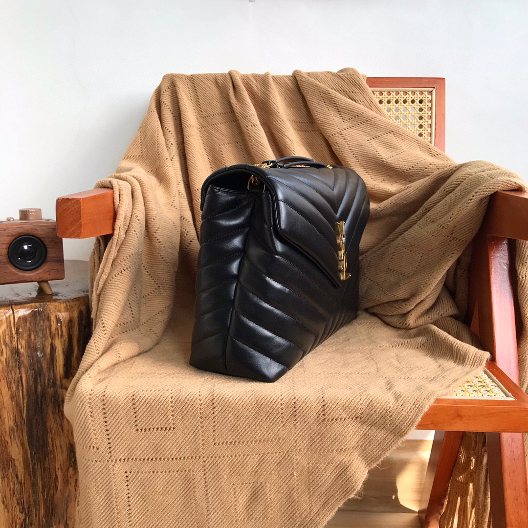 YSL LOULOU MEDIUM IN QUILTED LEATHER