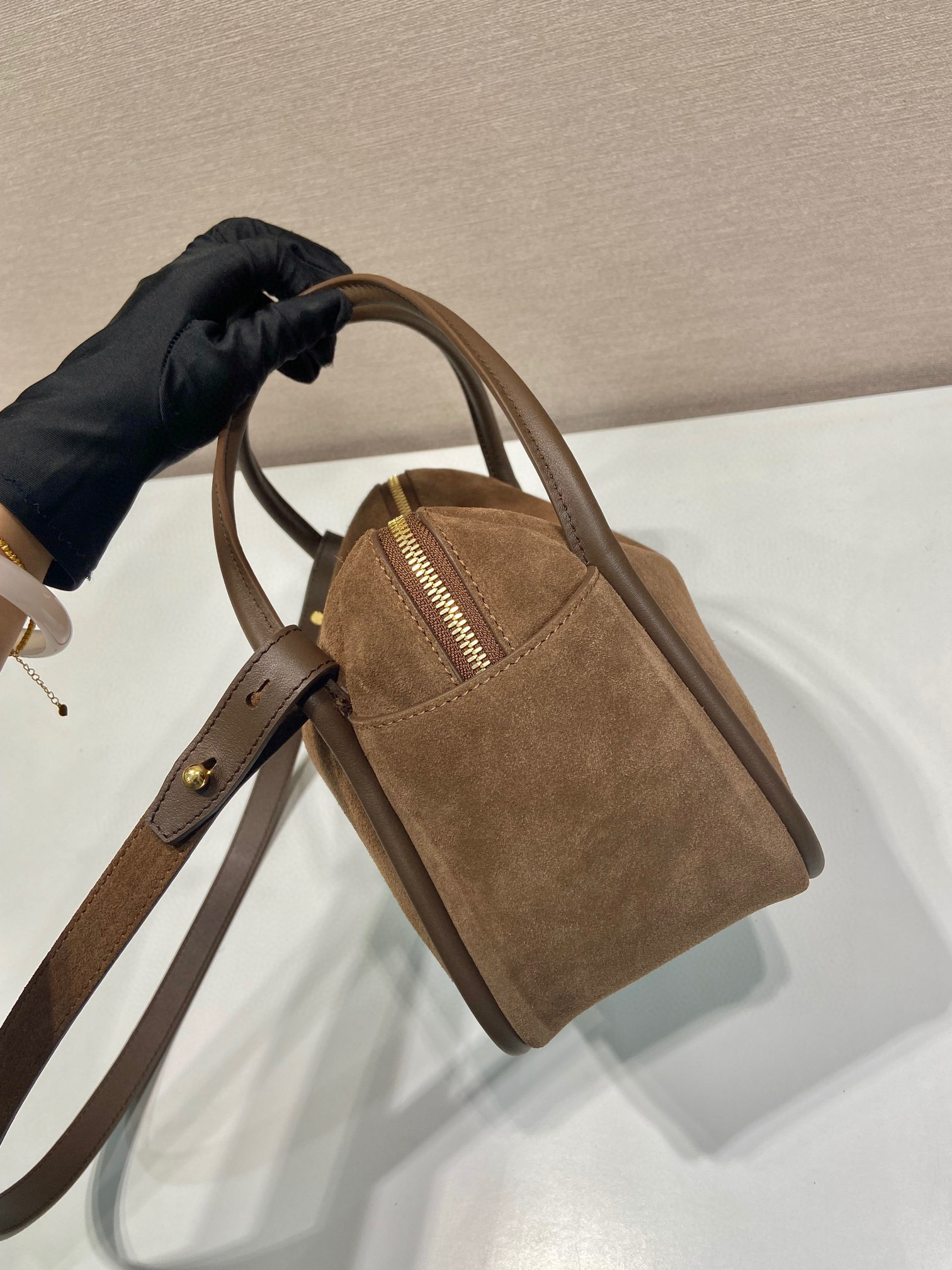 Pra*a darling handbag