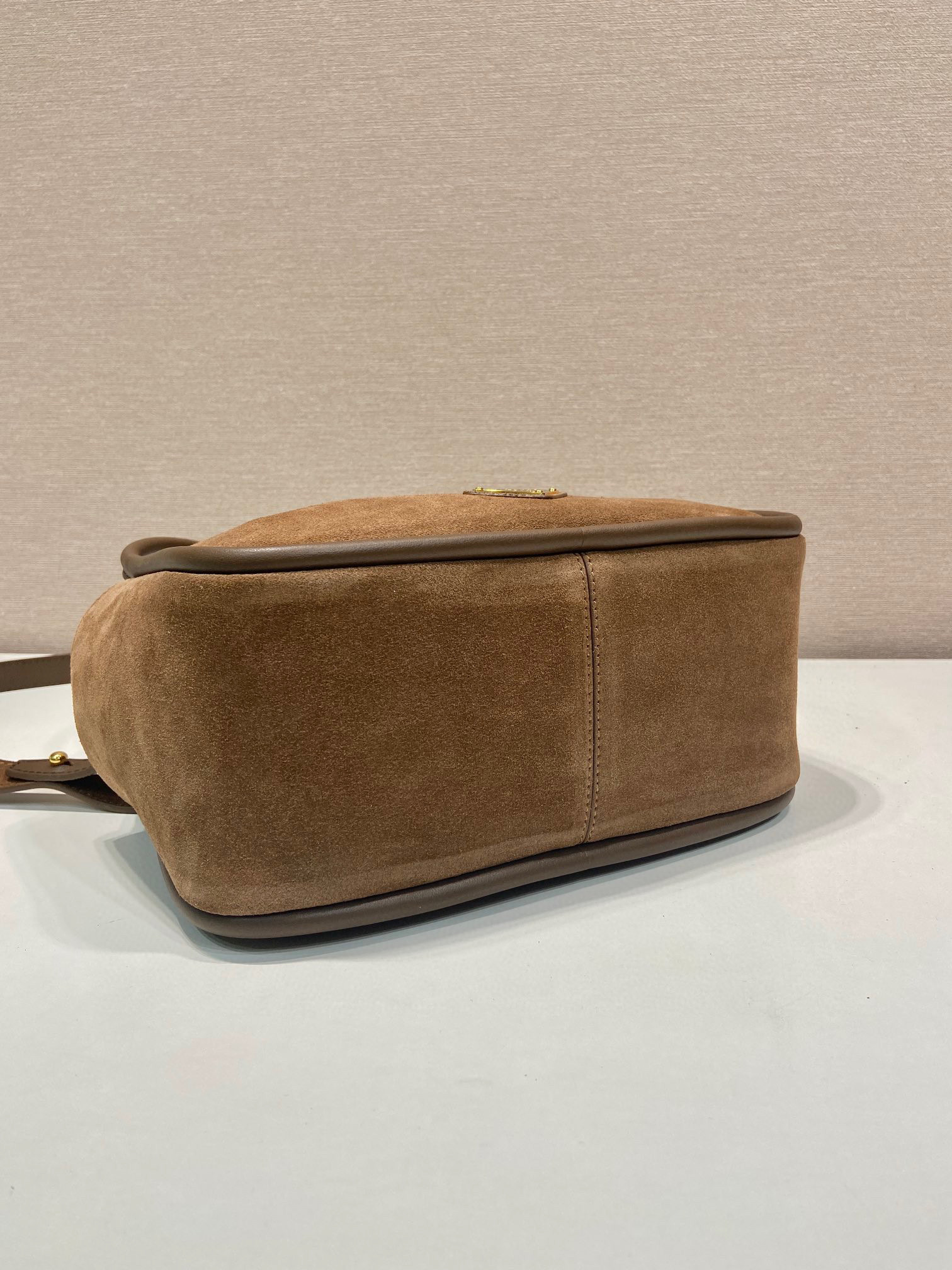 Pra*a darling handbag