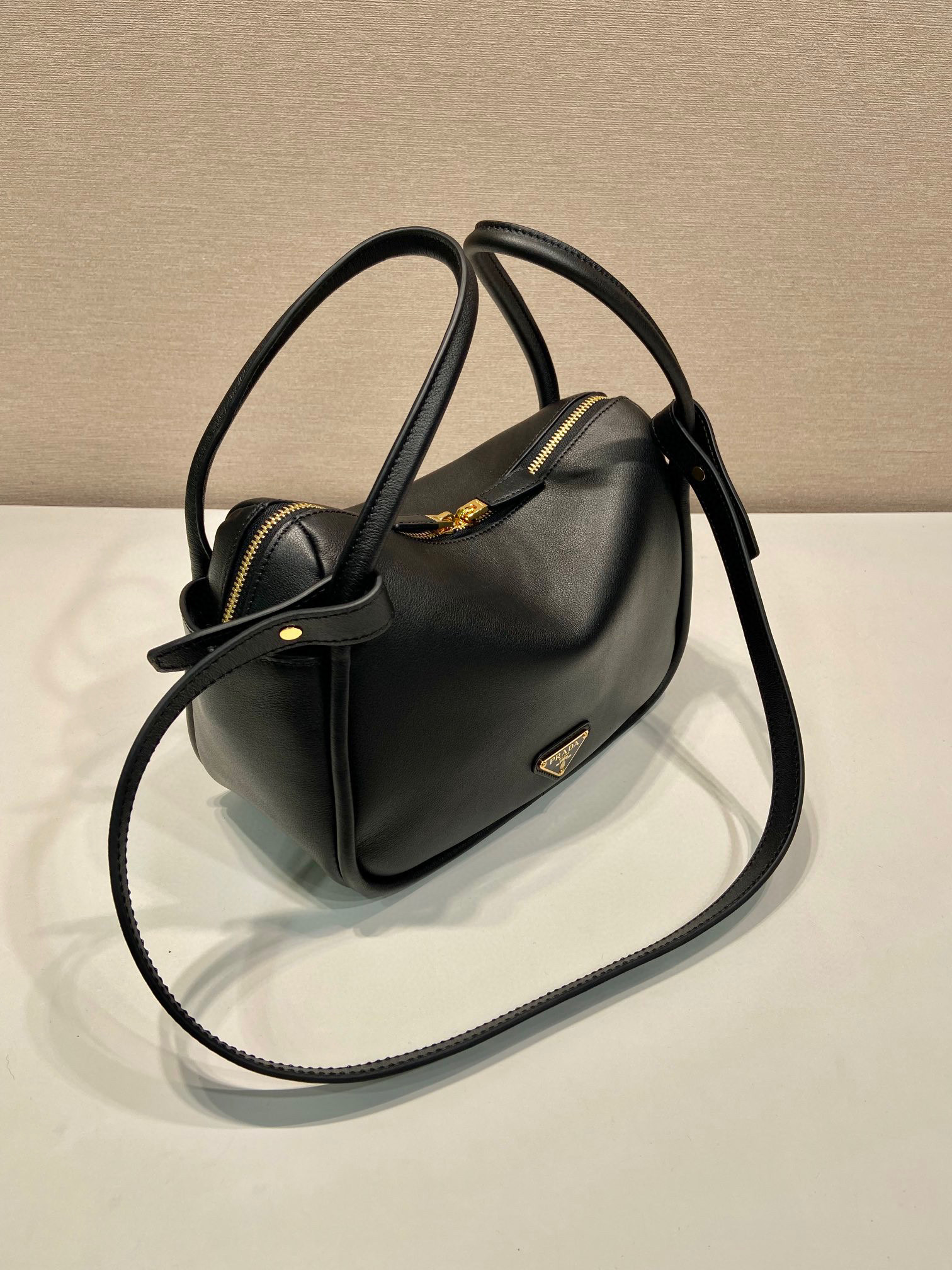 Pra*a darling leather handbag
