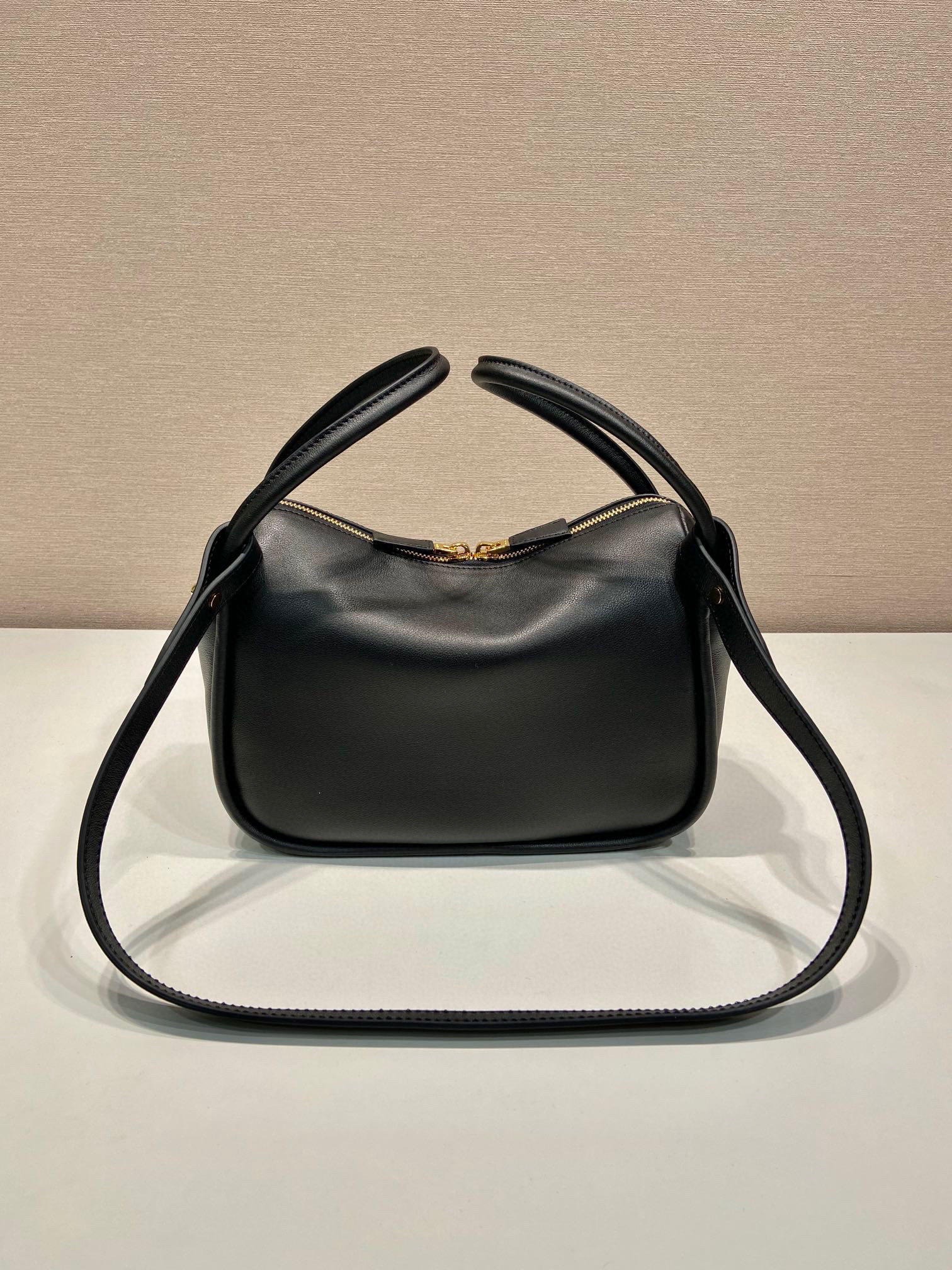 Pra*a darling leather handbag